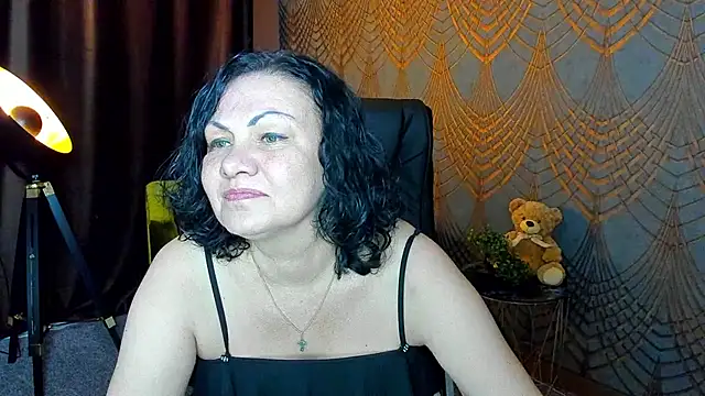 Snapshot of IrissMoon chatting on June 29, 5:24 pm IrissMoon online show from June 29, 5:24 pm