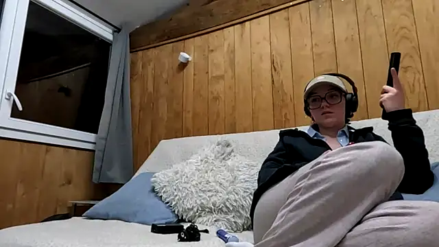 ju juliette online show from March 12, 10:27 pm