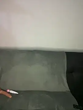 Snapshot of Blackmomma chatting on February 8, 9:18 pm Blackmomma online show from February 8, 9:18 pm