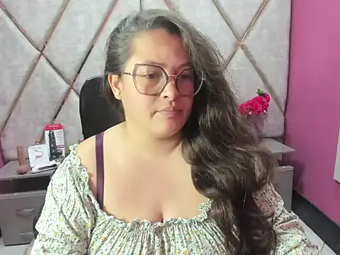 Sarah Boobs  online show from April 11, 3:33 am