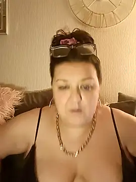 Nova-iswiserx online show from February 25, 8:51 pm