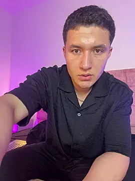 Snapshot of Alexander_Connor chatting on January 19, 12:20 pm Alexander Connor online show from January 19, 12:20 pm