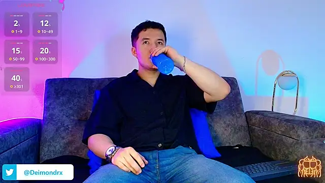 Snapshot of Alexander_Connor chatting on February 16, 12:12 pm Alexander Connor online show from February 16, 12:12 pm