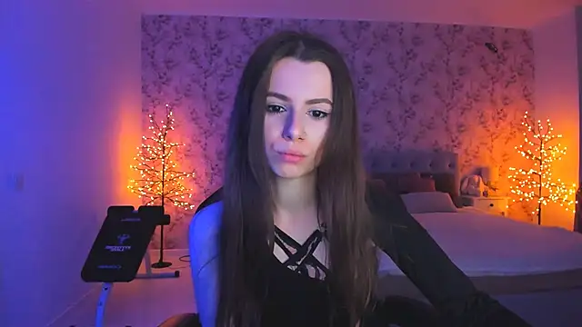 Hot Molly5 online show from March 28, 7:57 pm