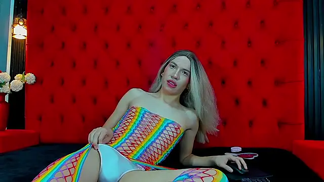 zoe rei online show from March 19, 1:15 pm