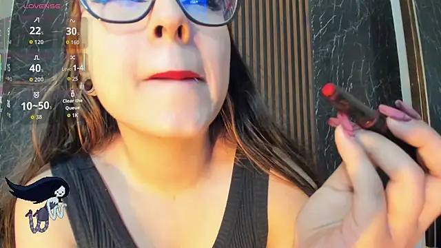 Snapshot of Marilyndackaria_ chatting on April 30, 1:06 pm Marilyndackaria online show from April 30, 1:06 pm