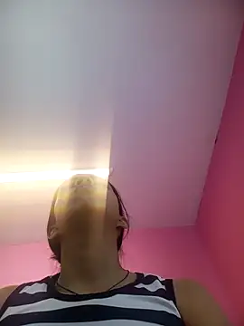 Snapshot of mitzukywinteer chatting on February 6, 8:12 pm mitzukywinteer online show from February 6, 8:12 pm