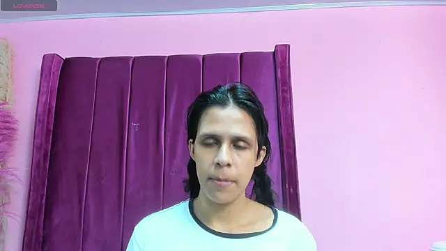 mitzukywinteer online show from April 16, 10:01 pm