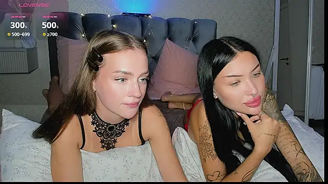 Snapshot of _JessLei_ chatting on July 1, 1:02 pm JessLei online show from July 1, 1:02 pm