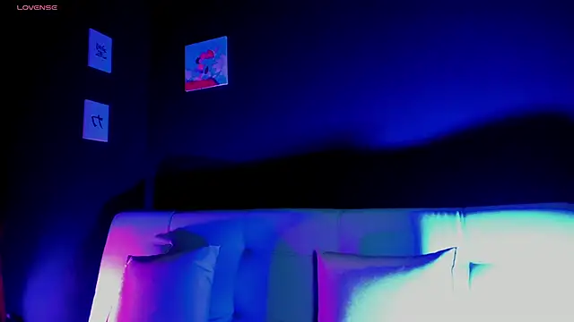 Snapshot of KittyMadi chatting on February 6, 6:40 am KittyMadi online show from February 6, 6:40 am