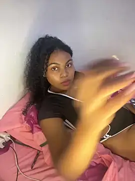 Valerii  smithh online show from April 18, 2:26 am