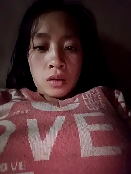 Snapshot of Hari-saka chatting on February 8, 1:25 pm Hari-saka online show from February 8, 1:25 pm