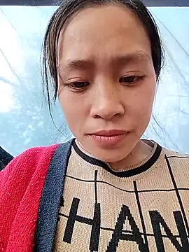 Snapshot of Hari-saka chatting on February 12, 9:04 am Hari-saka online show from February 12, 9:04 am