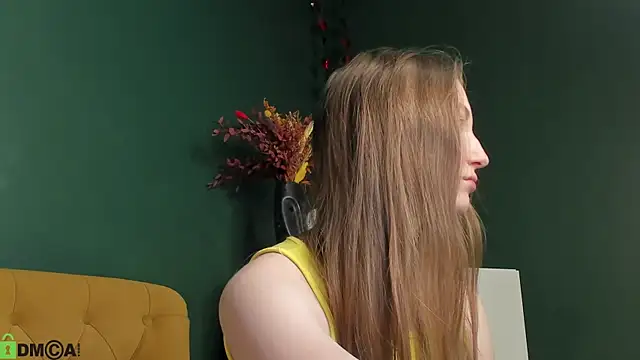 Snapshot of baby_annn chatting on June 20, 3:09 am baby annn online show from June 20, 3:09 am