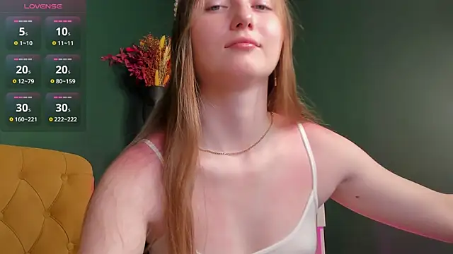 Snapshot of baby_annn chatting on July 8, 3:11 am baby annn online show from July 8, 3:11 am
