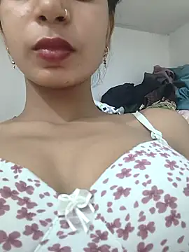 Snapshot of Cute-Natashaa chatting on May 7, 3:28 pm Cute-Natashaa online show from May 7, 3:28 pm