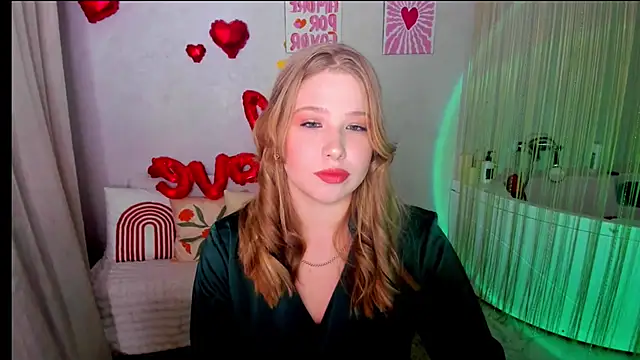 SweetDaylight online show from February 13, 6:37 pm