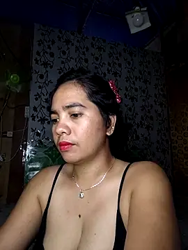 Snapshot of LoveSammantha24xxx chatting on April 30, 3:24 am LoveSammantha24xxx online show from April 30, 3:24 am