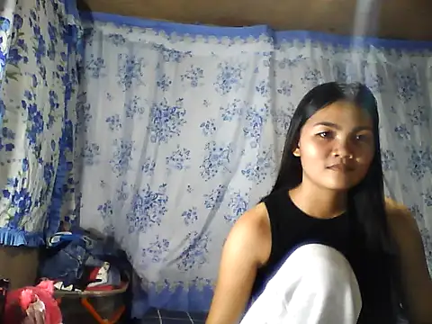 PinaySkinnyJust18 online show from March 26, 9:48 am