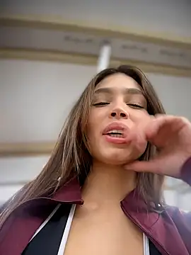 Snapshot of Amaliarand chatting on June 2, 5:59 pm Amaliarand online show from June 2, 5:59 pm