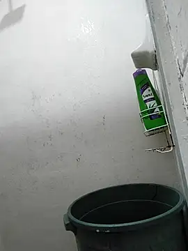 Snapshot of Eduardoo18cm chatting on April 13, 4:18 am Eduardoo18cm online show from April 13, 4:18 am