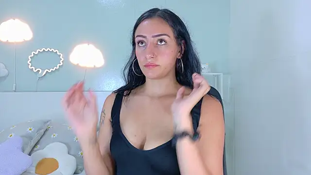 Snapshot of AmmyRouse__ chatting on February 17, 11:18 am AmmyRouse online show from February 17, 11:18 am