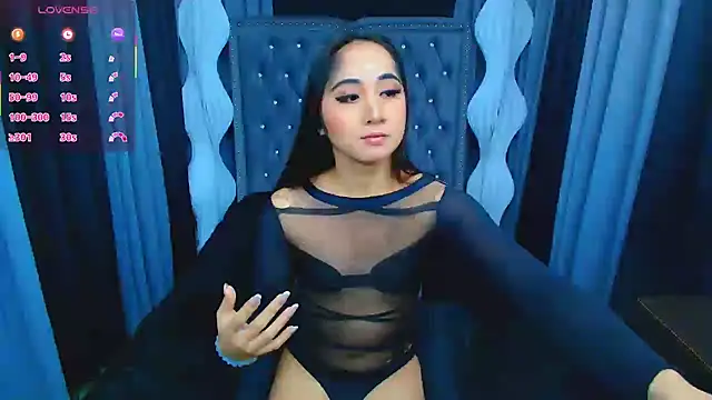 Snapshot of Maureen_Hilton chatting on February 13, 1:56 am Maureen Hilton online show from February 13, 1:56 am