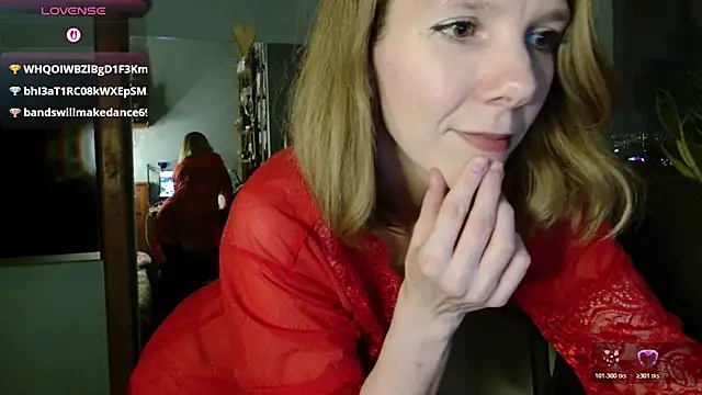 Snapshot of Daisy_Lovely chatting on February 7, 4:11 pm Daisy Lovely online show from February 7, 4:11 pm