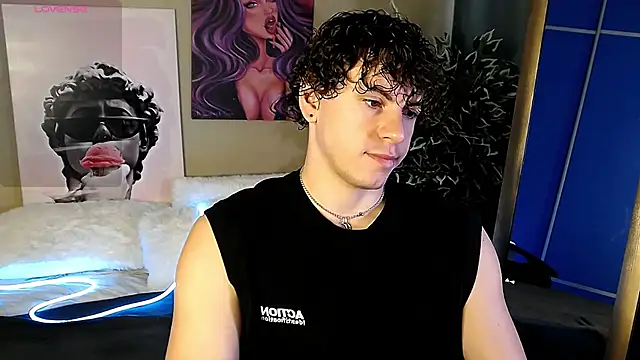 TylerGibson online show from May 27, 6:21 am