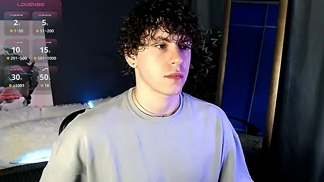 TylerGibson online show from June 17, 3:31 am