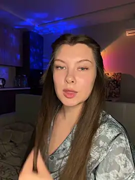  hanna johnsons  online show from June 3, 8:14 pm