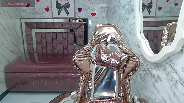 Snapshot of Melisa_v chatting on February 4, 8:25 pm Melisa v online show from February 4, 8:25 pm