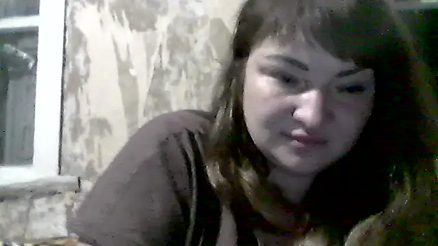 Snapshot of AllinaKis chatting on June 5, 8:47 pm AllinaKis online show from June 5, 8:47 pm