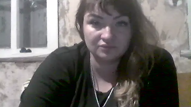 Snapshot of AllinaKis chatting on June 23, 9:46 pm AllinaKis online show from June 23, 9:46 pm
