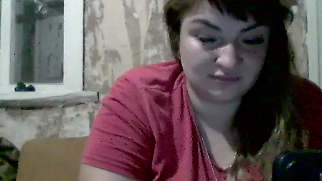 Snapshot of AllinaKis chatting on June 29, 5:13 pm AllinaKis online show from June 29, 5:13 pm