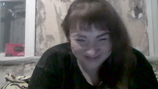 Snapshot of AllinaKis chatting on August 6, 2:52 pm AllinaKis online show from August 6, 2:52 pm