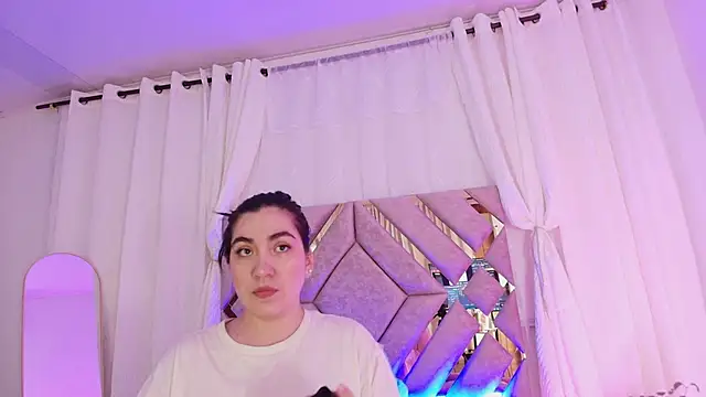 KathiaJenner online show from May 26, 10:55 am