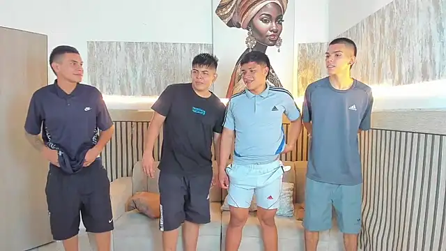 friendslikeplay online show from February 3, 9:31 pm