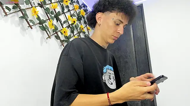 Maxxx bigcockx online show from March 4, 3:23 am