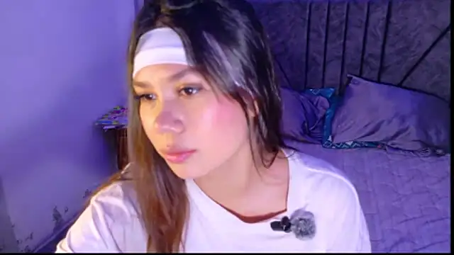 Wendy Mills  online show from February 10, 3:32 am