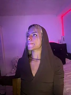 andyy x online show from April 18, 12:03 am