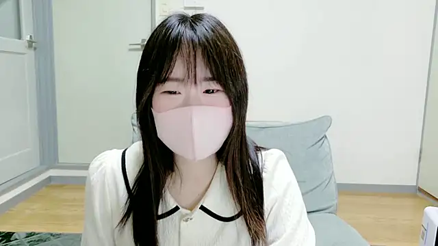 Snapshot of miku_0117 chatting on February 12, 9:26 am miku 0117 online show from February 12, 9:26 am