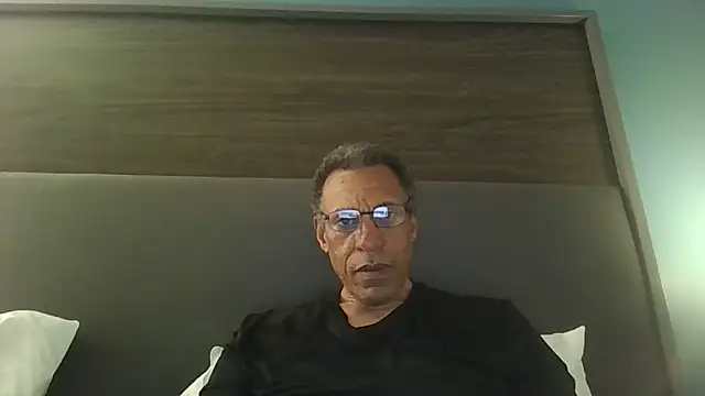 Snapshot of swimmer2496 chatting on May 16, 6:32 am swimmer2496 online show from May 16, 6:32 am