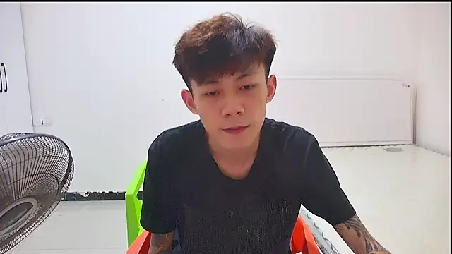 Snapshot of paofu-001 chatting on May 25, 12:00 pm paofu-001 online show from May 25, 12:00 pm