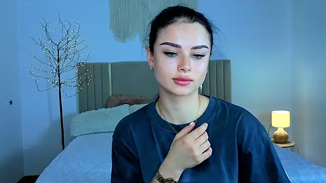 Snapshot of Silena_sky chatting on June 30, 7:53 am Silena sky online show from June 30, 7:53 am