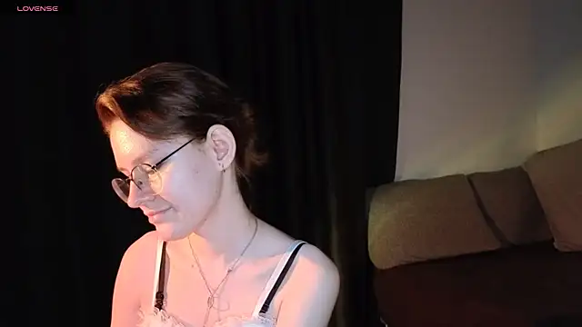 Snapshot of PetralPrime chatting on May 31, 6:09 pm PetralPrime online show from May 31, 6:09 pm