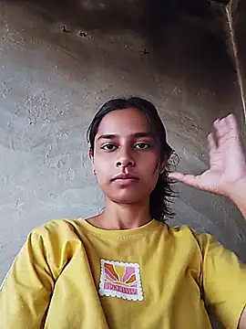 Snapshot of Queen_Simran chatting on July 31, 6:13 am Queen Simran online show from July 31, 6:13 am