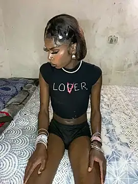 Snapshot of Chocolate_Queenxx03 chatting on July 29, 10:30 pm Chocolate Queenxx03 online show from July 29, 10:30 pm