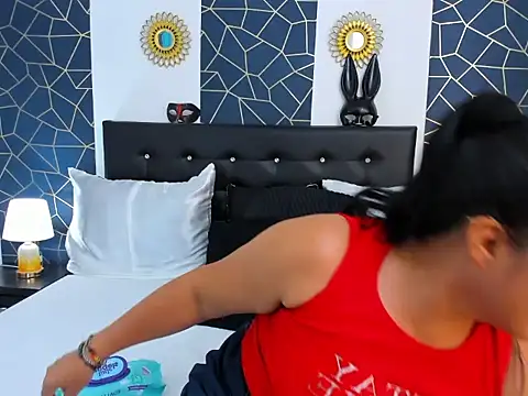 Snapshot of KikyNaughty chatting on February 26, 10:20 pm KikyNaughty online show from February 26, 10:20 pm