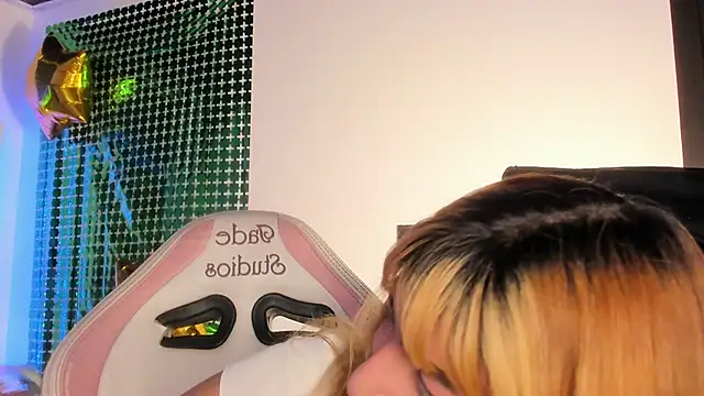 adhalee js online show from March 21, 9:40 pm